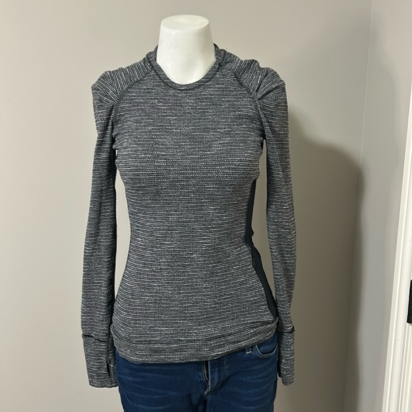 Lululemon Think Fast Long Sleeve Top Heathered Grey Black Rulu Running Sz 4 - Picture 1 of 14
